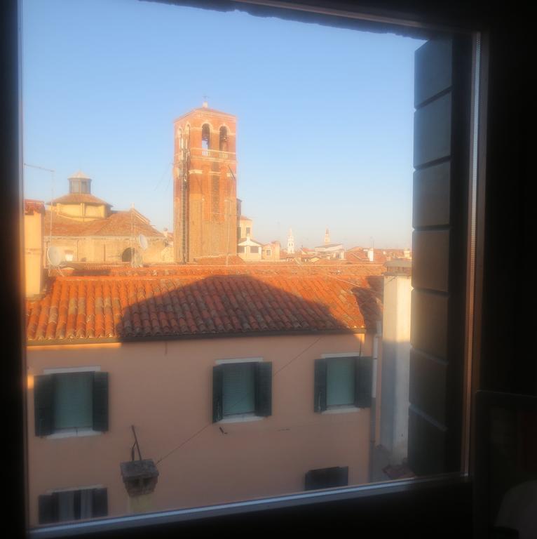 Appartamenti San Luca Veneţia Cameră foto