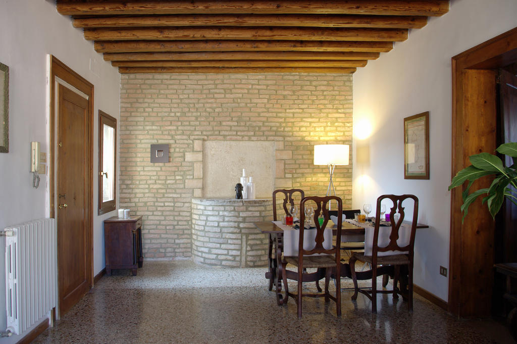 Appartamenti San Luca Veneţia Cameră foto
